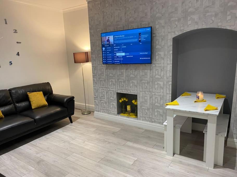 Coastal Retreat-new Day Properties-next To Apartment South Shields