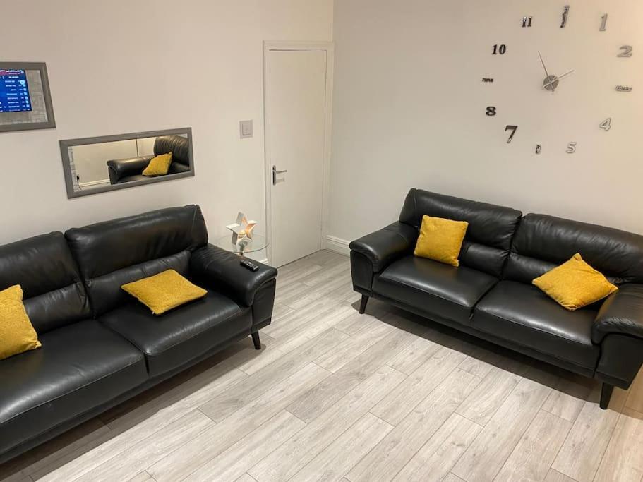 Apartment Coastal Retreat-new Day Properties-next To South Shields
