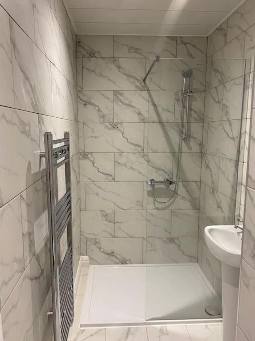 Coastal Retreat-new Day Properties-next To Apartment South Shields